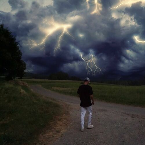 TomFour - Hass + Frieden EP (2022)